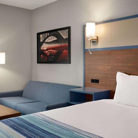 Americinn By Wyndham Branson & Conference Center Bagian luar foto