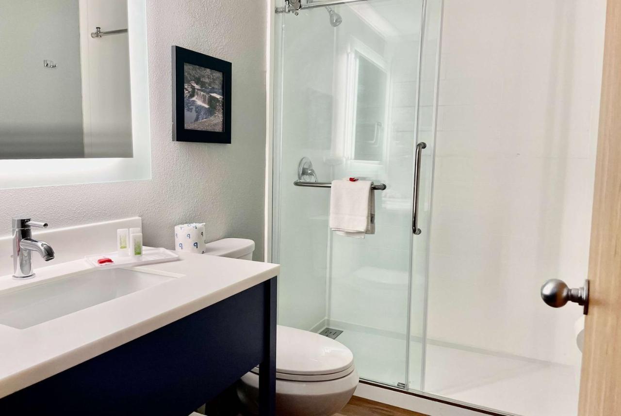 Americinn By Wyndham Branson & Conference Center Bagian luar foto