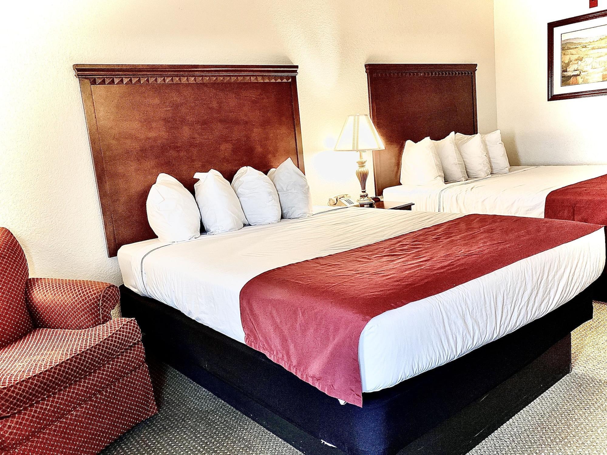 Americinn By Wyndham Branson & Conference Center Bagian luar foto