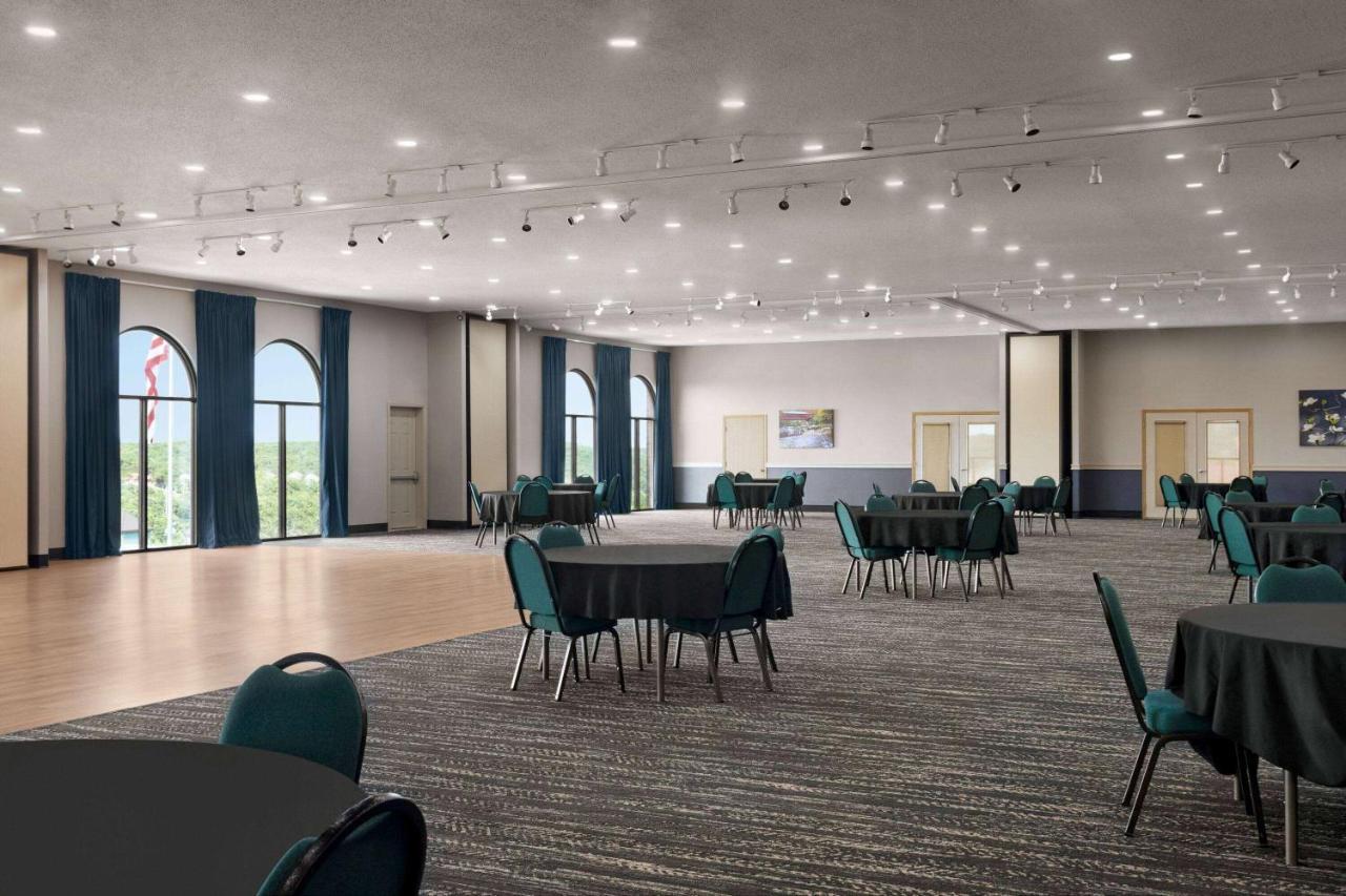 Americinn By Wyndham Branson & Conference Center Bagian luar foto