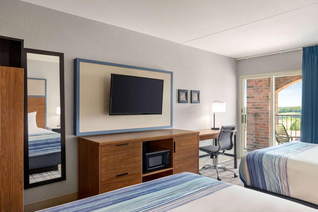 Americinn By Wyndham Branson & Conference Center Bagian luar foto
